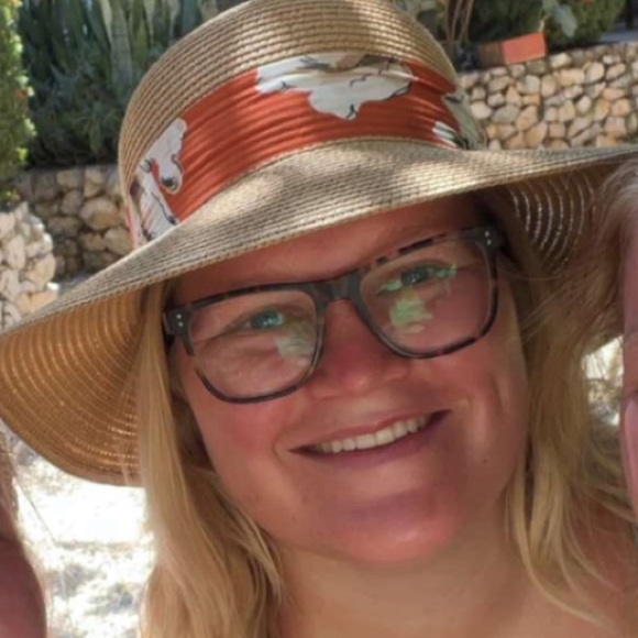 lauraberg839